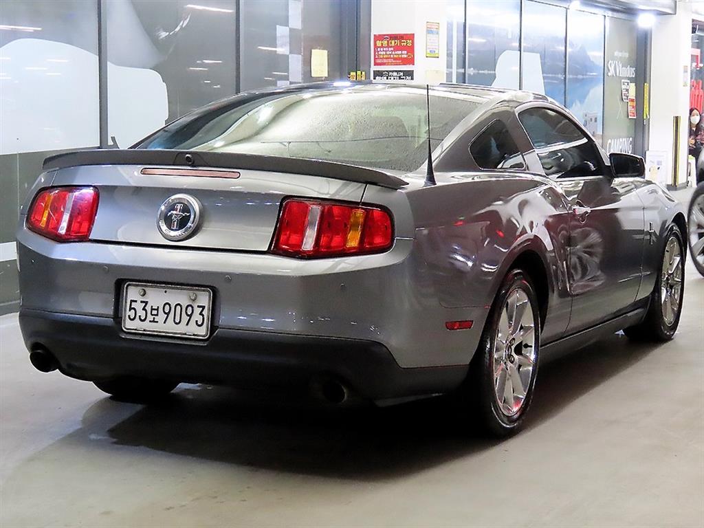 Ford Mustang - Vista 4