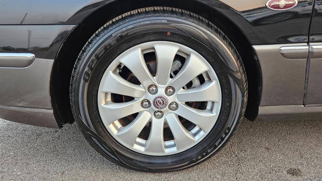 KIA Opirus - Vista 6