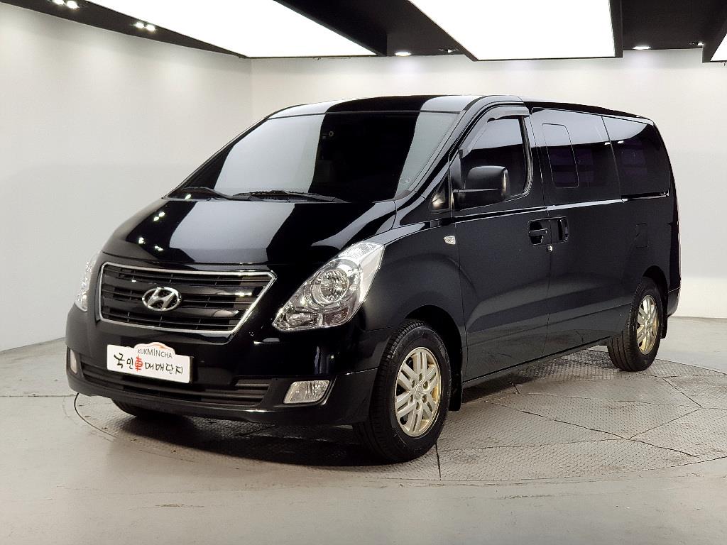 HYUNDAI Starex 2016 Negro - Importación desde Corea - HF Imports Iquique - Foto 1