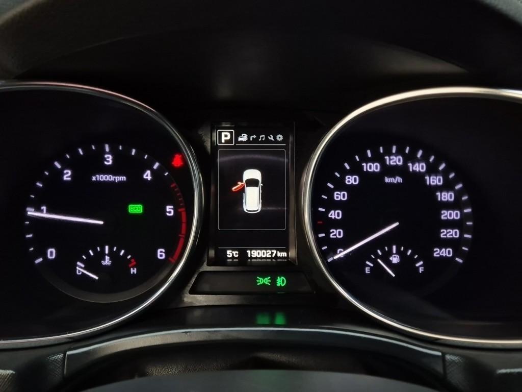 HYUNDAI Santa Fe - Vista 6