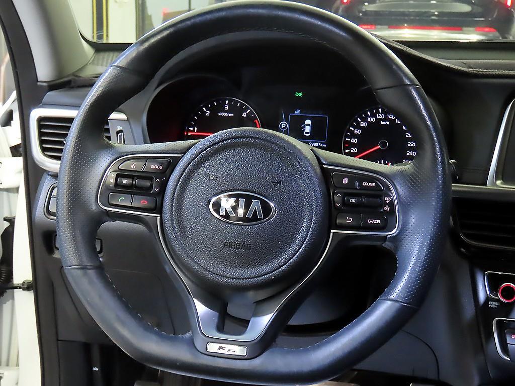 KIA K5 - Vista 8