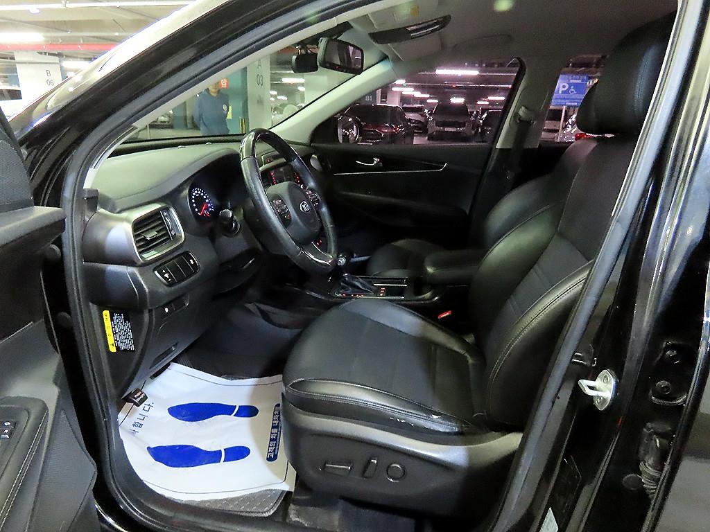 KIA Sorento - Vista 6