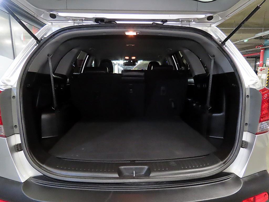 KIA Sorento 2012 Plateado - Importación desde Corea - HF Imports Iquique - Foto 18