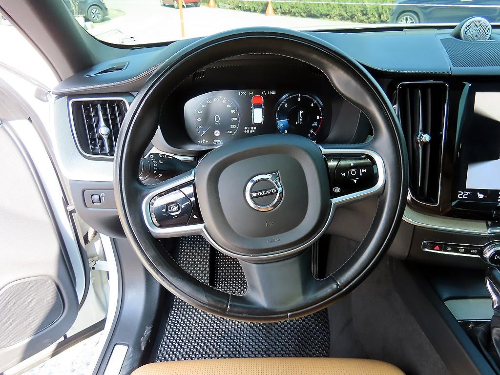 Volvo XC60 - Vista 8