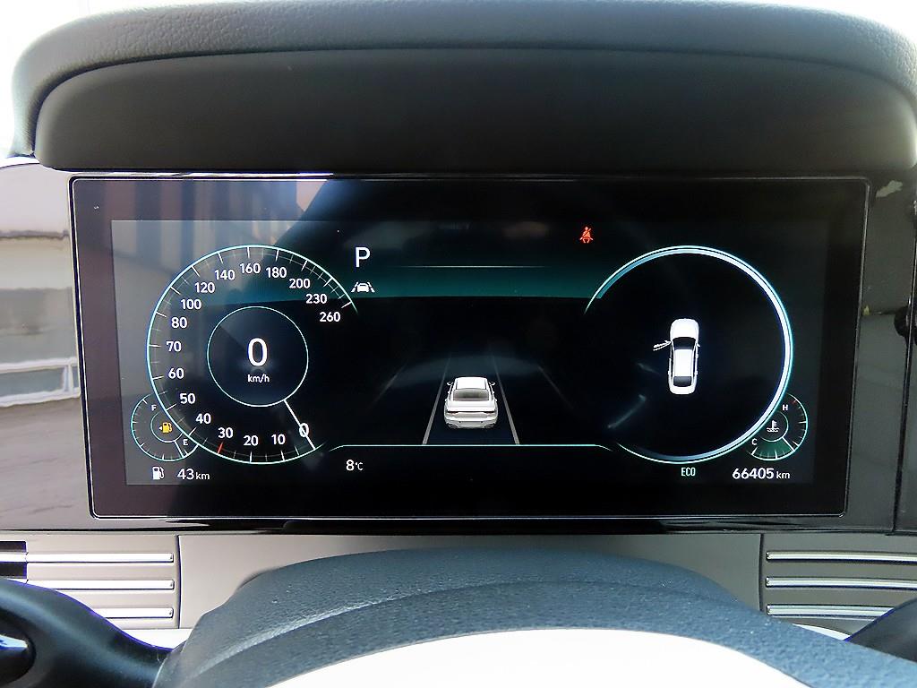 HYUNDAI Grandeur - Vista 9