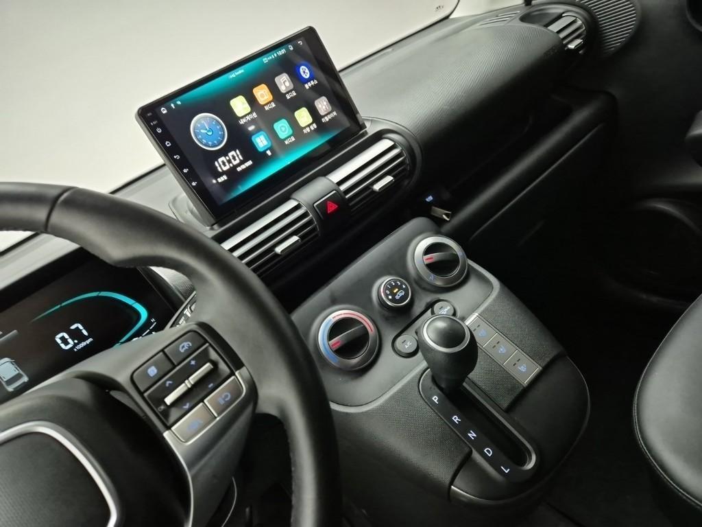 HYUNDAI Casper - Vista 11