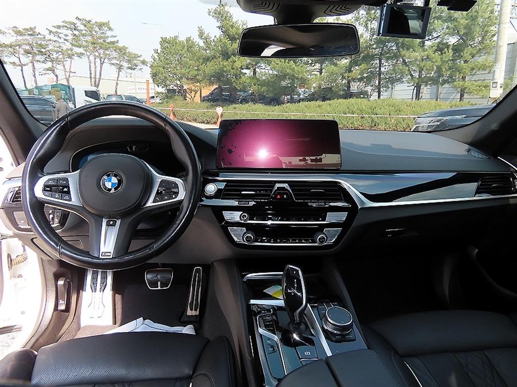 BMW 5 Series - Vista 7