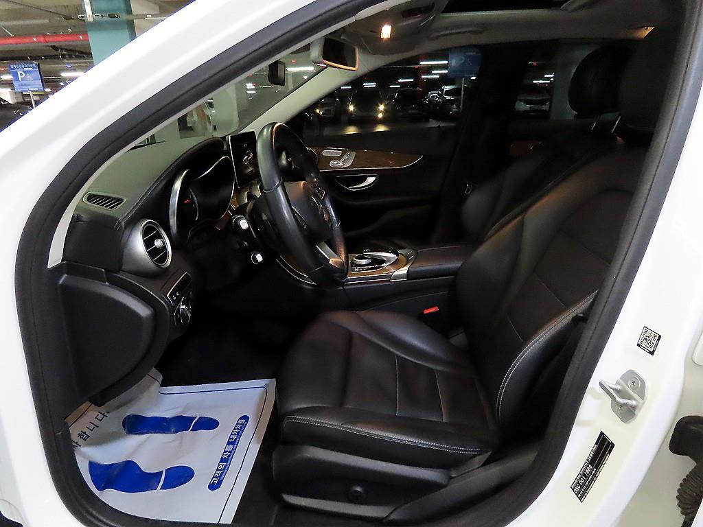 Mercedes Benz C Class - Vista 6