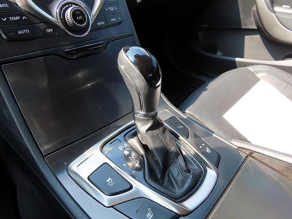 HYUNDAI Grandeur - Vista 11