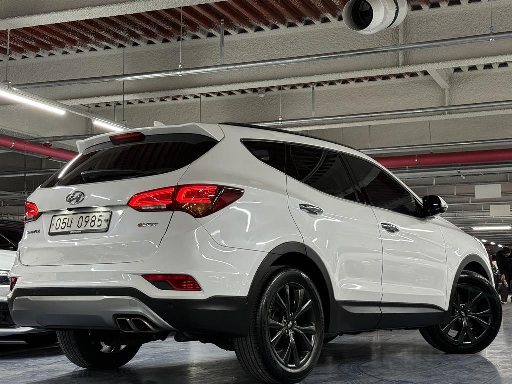 HYUNDAI Santa Fe - Vista 3