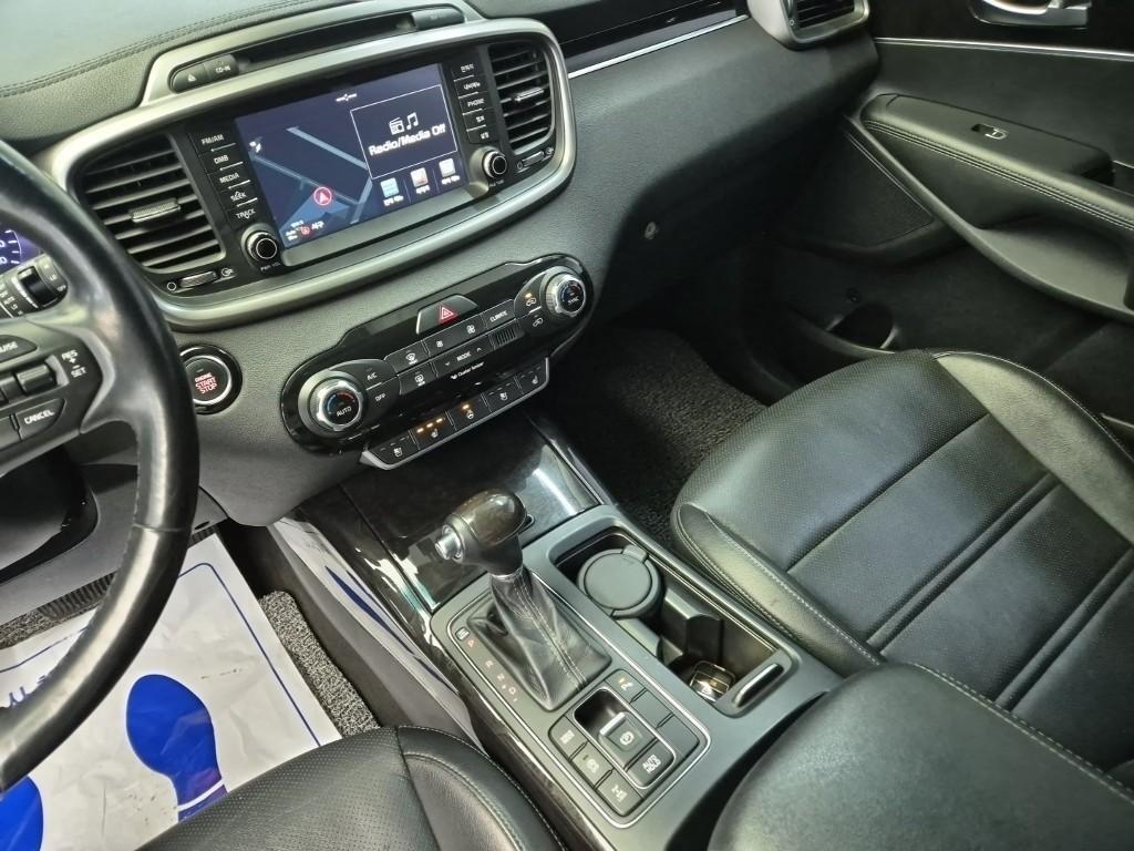 KIA Sorento - Vista 10