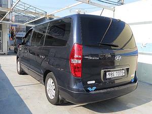 HYUNDAI Starex - Vista 8