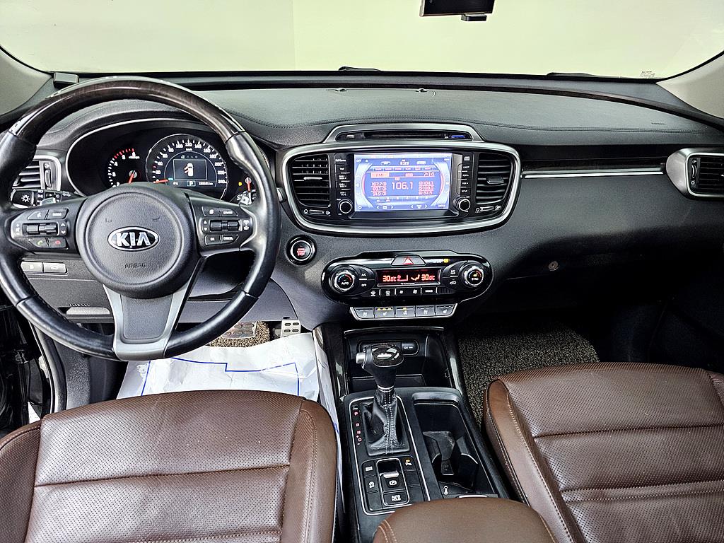 KIA Sorento - Vista 5