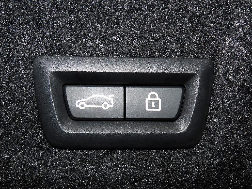 BMW 3 series 2021 Azul - Importación desde Corea - HF Imports Iquique - Foto 17