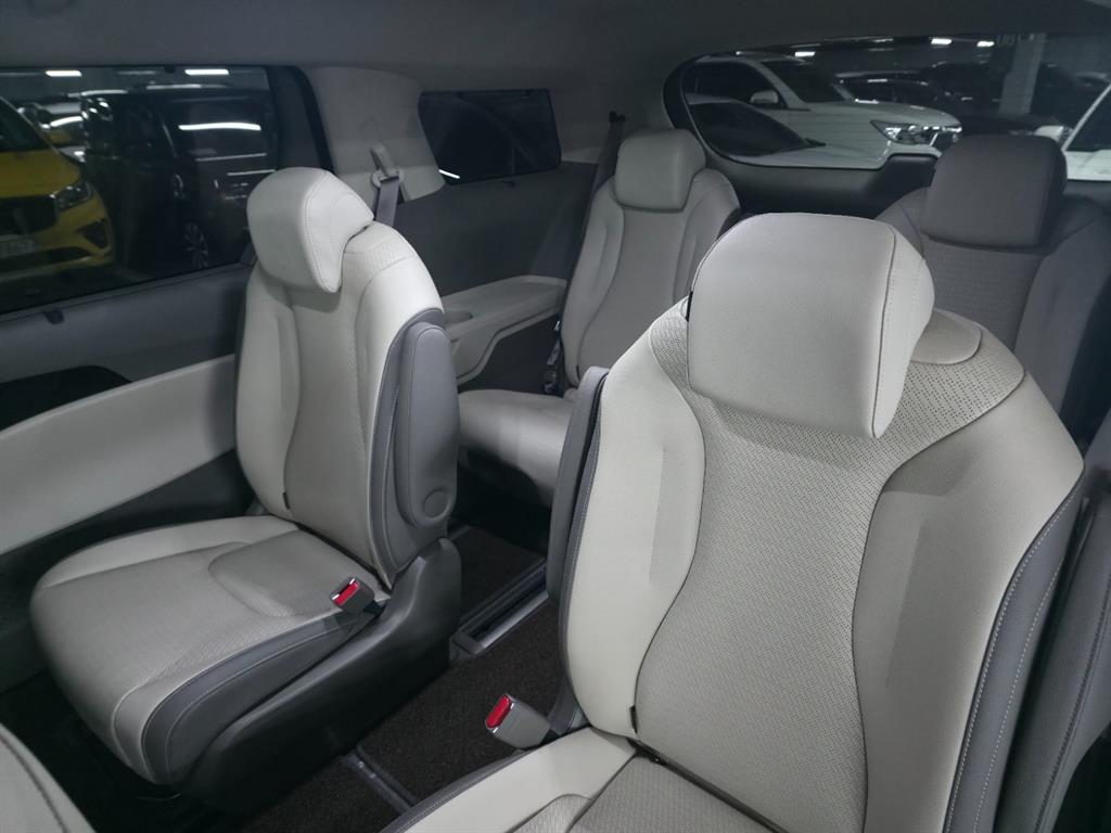 KIA Carnival 2025 Blanco - Importación desde Corea - HF Imports Iquique - Foto 18