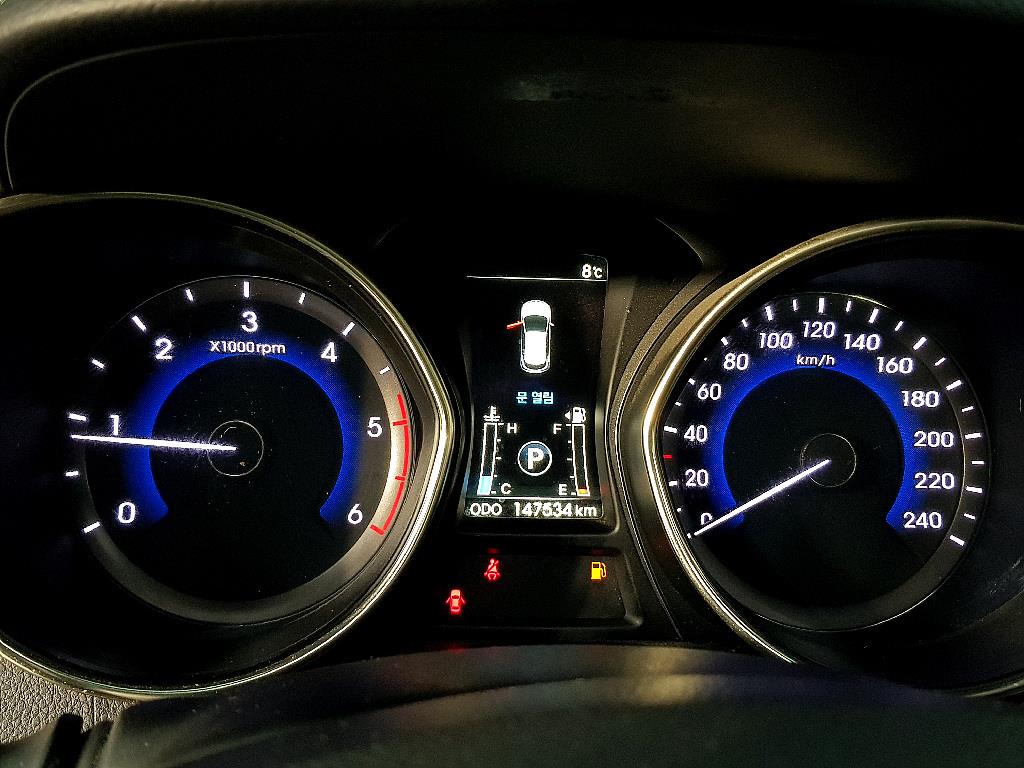 HYUNDAI i30 - Vista 7