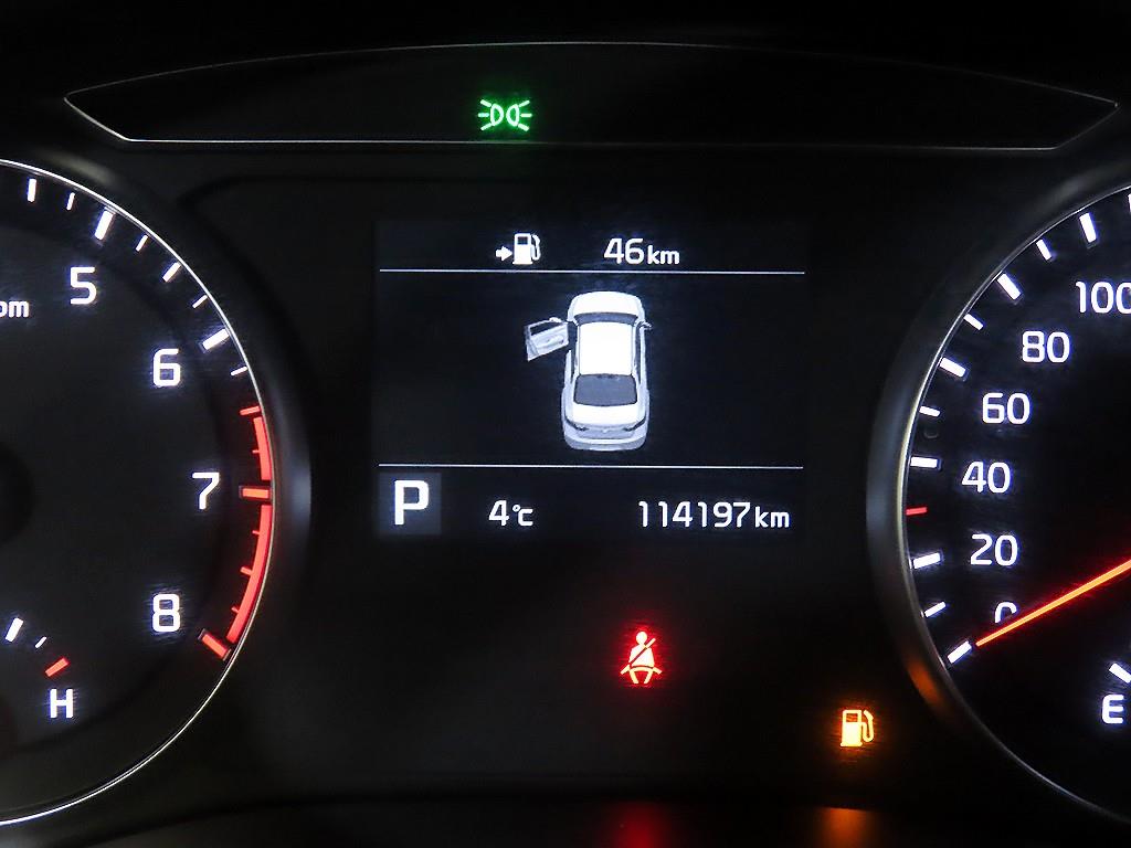 KIA K7 - Vista 9