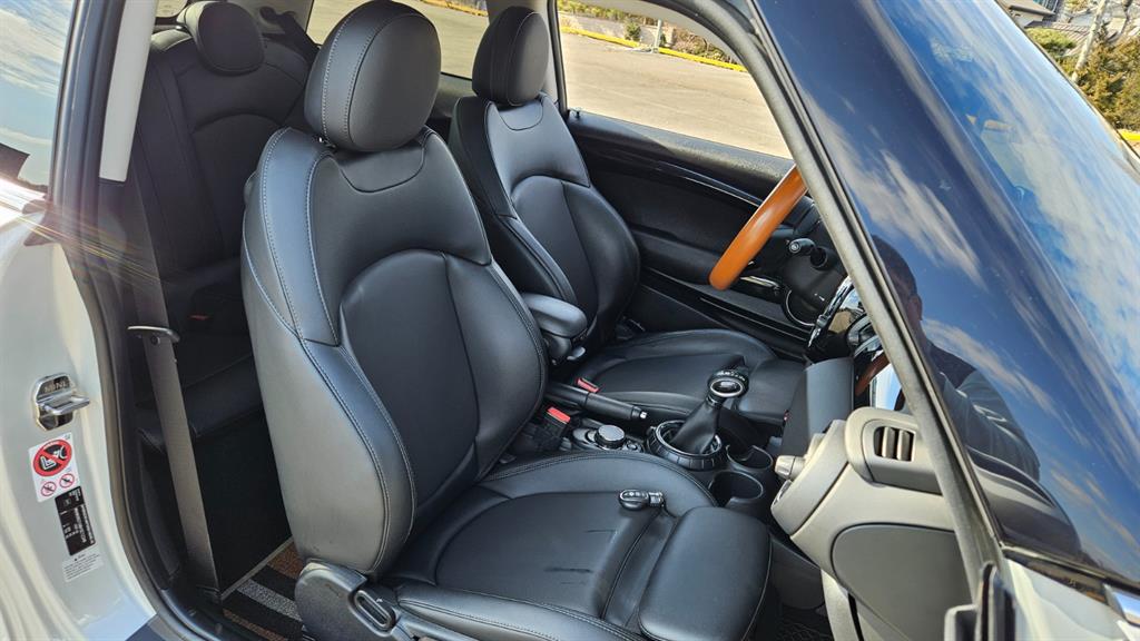 Mini Cooper - Vista 10