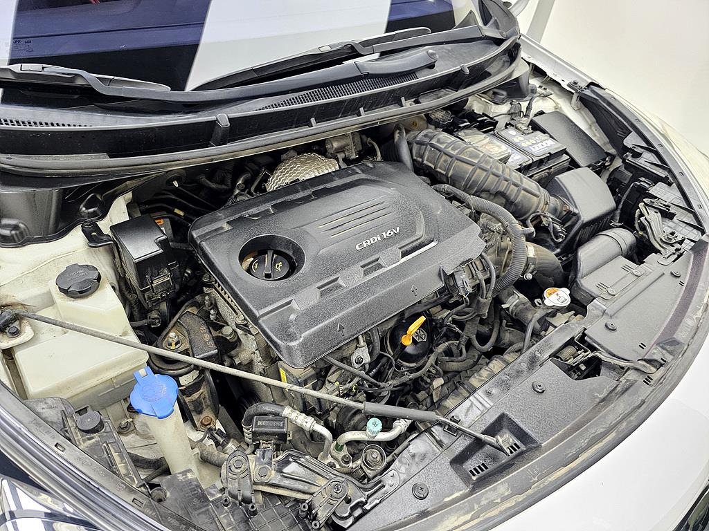 HYUNDAI i30 - Vista 6