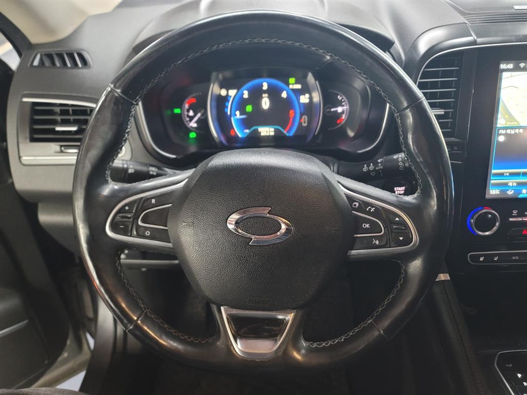 SAMSUNG QM6 - Vista 10