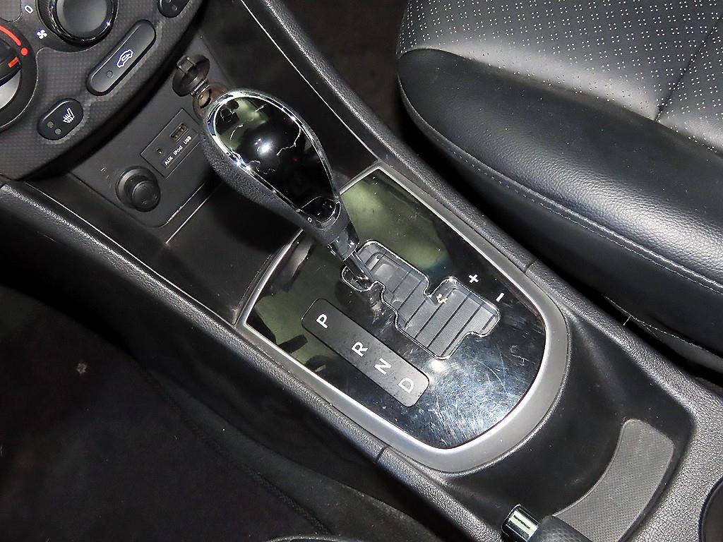 HYUNDAI Accent - Vista 12