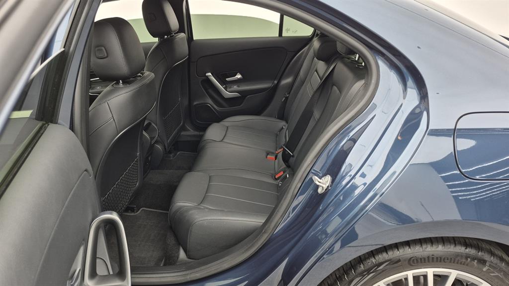 Mercedes Benz A Class 2022 Azul - Importación desde Corea - HF Imports Iquique - Foto 14