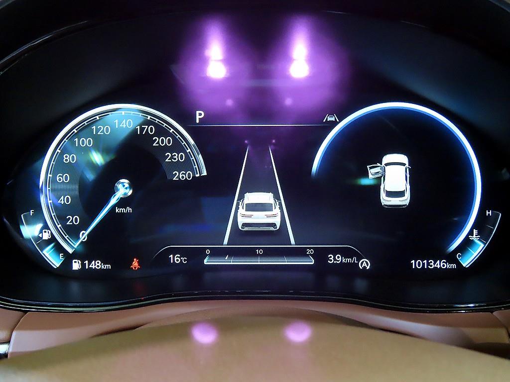 Genesis GV70 - Vista 9