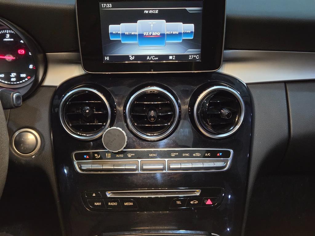 Mercedes Benz C Class - Vista 11