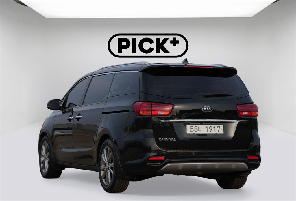 KIA Carnival - Vista 2