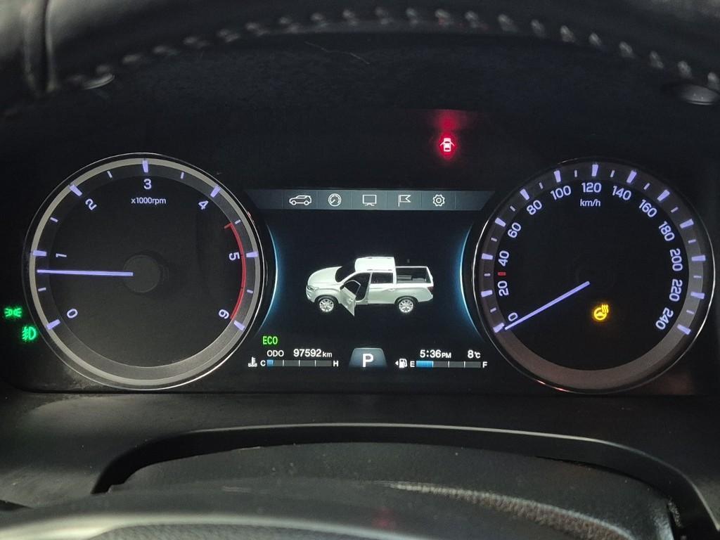 Ssangyong Rexton - Vista 6