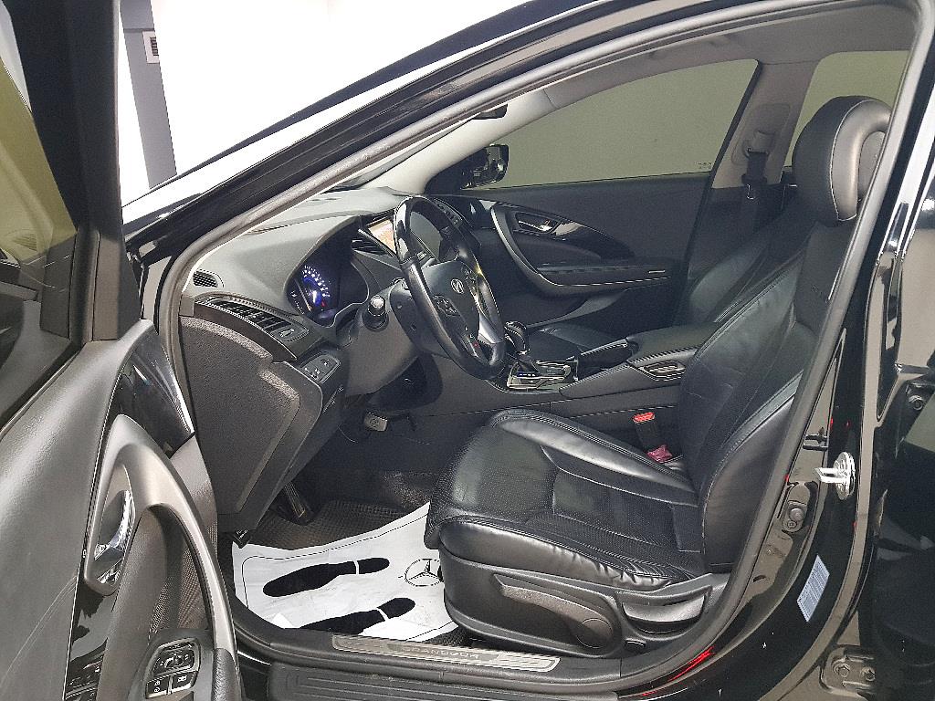 HYUNDAI Grandeur - Vista 8