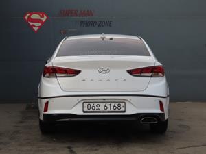 HYUNDAI Sonata - Vista 8