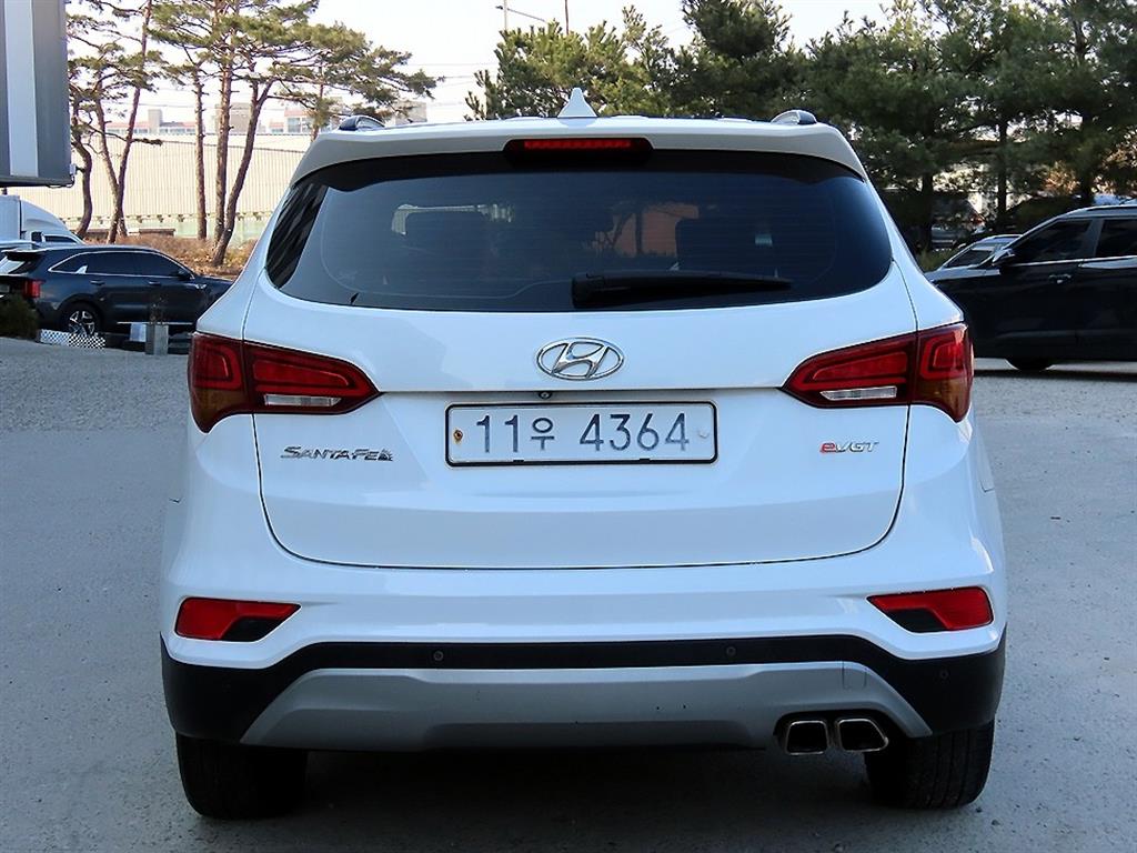 HYUNDAI Santa Fe - Vista 4