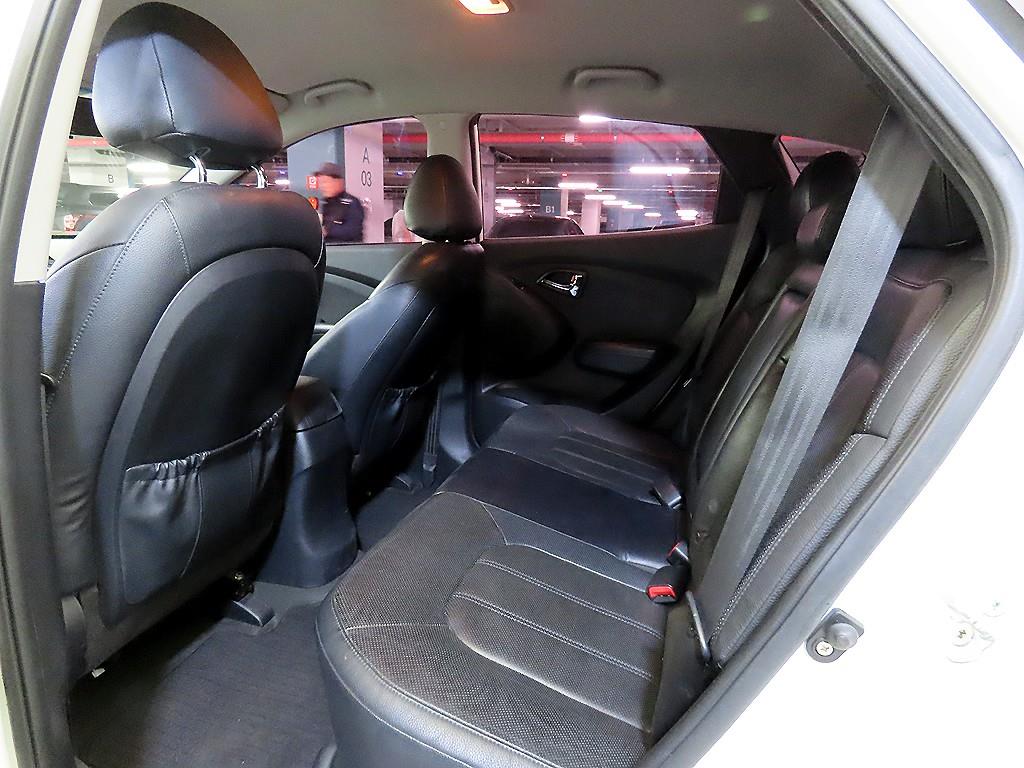 HYUNDAI Tucson - Vista 7