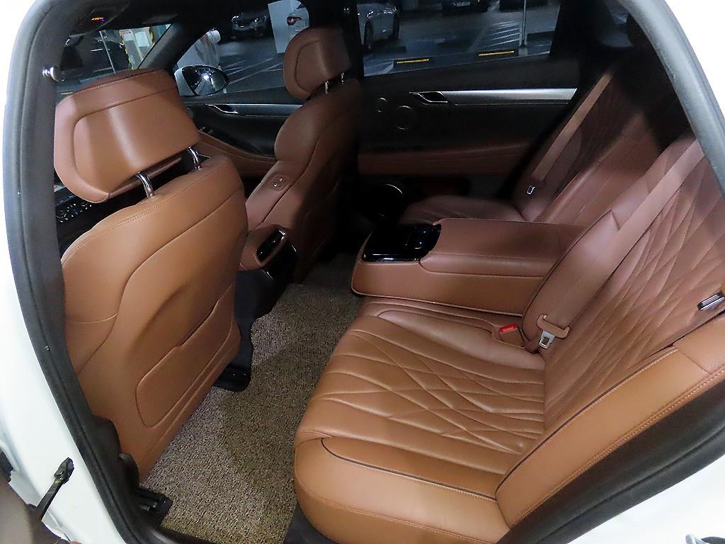 Genesis G80 - Vista 7