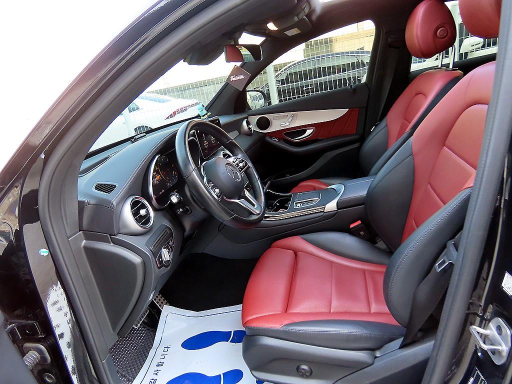 Mercedes Benz GLC Class - Vista 5