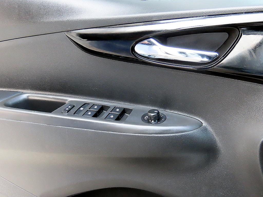 Chevrolet Spark - Vista 11