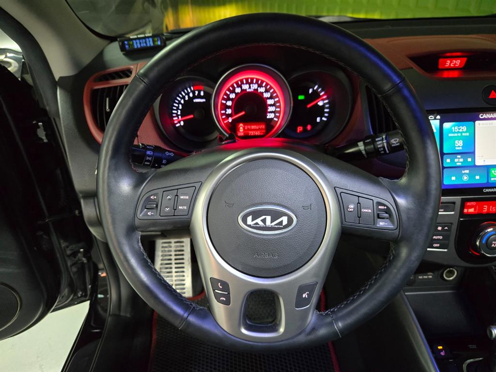 KIA Forte - Vista 10