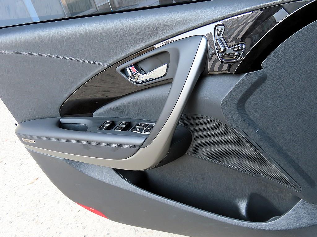 HYUNDAI Grandeur - Vista 11