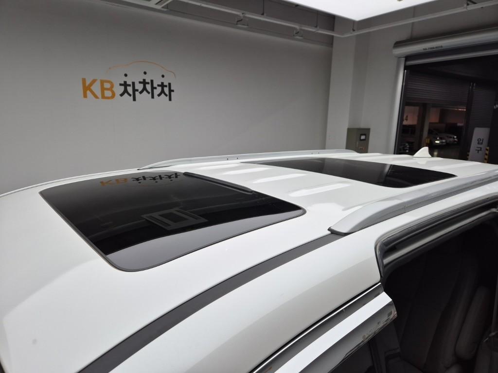 KIA Carnival 2018 Blanco - Importación desde Corea - HF Imports Iquique - Foto 13