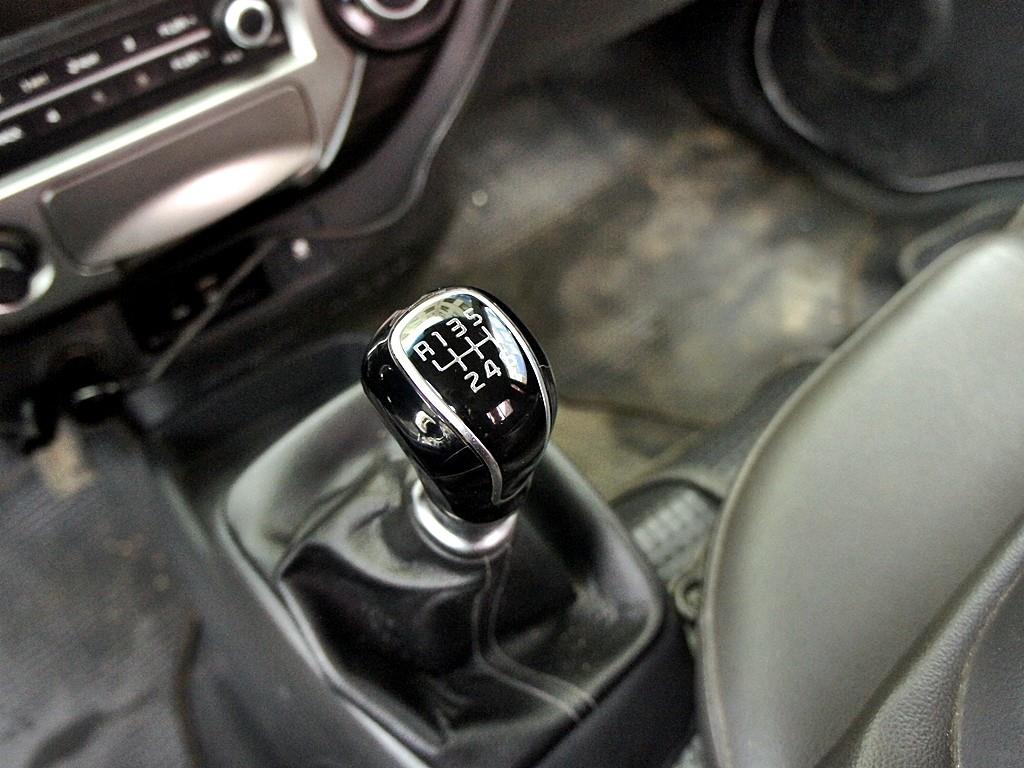 Small Truck Complaint (complaint vehicle) 2019 Azul - Importación desde Corea - HF Imports Iquique - Foto 10
