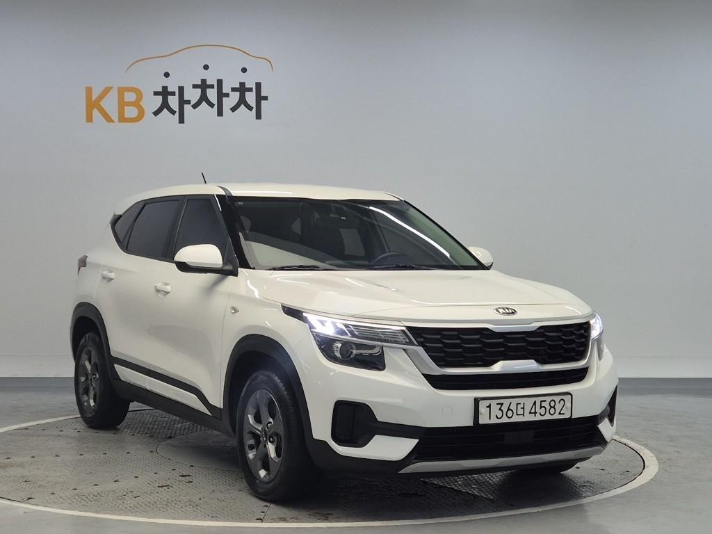 KIA Seltos - Vista 4