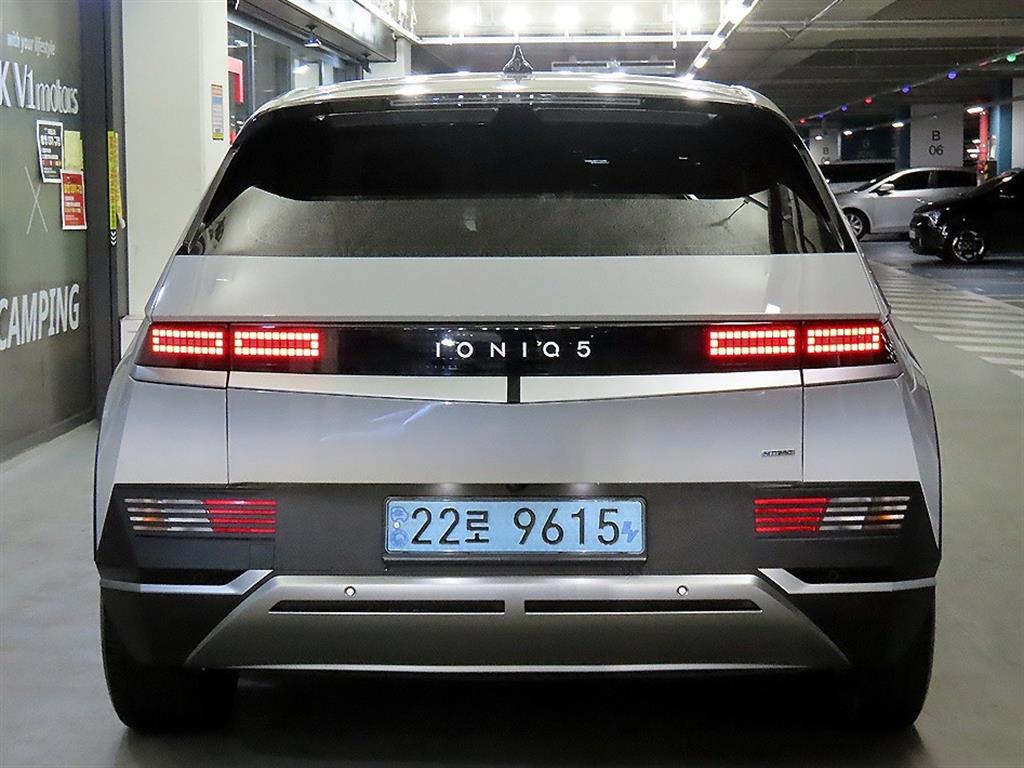 HYUNDAI Ioniq 5 - Vista 5