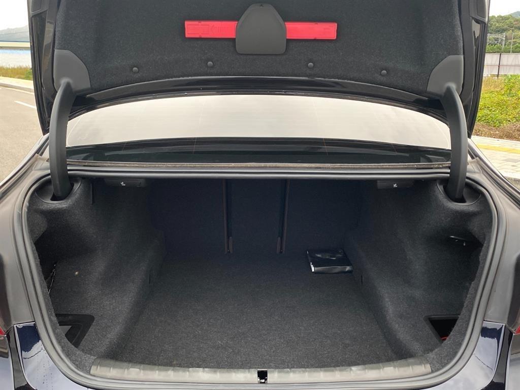 BMW 5 Series - Vista 7