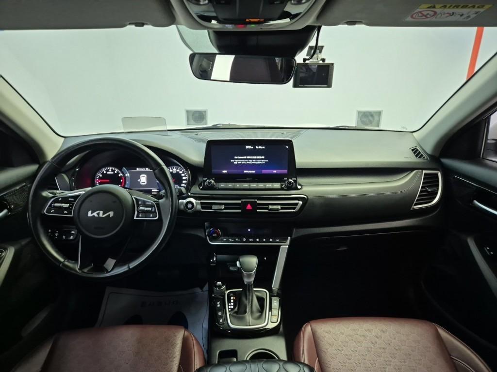 KIA Seltos - Vista 6