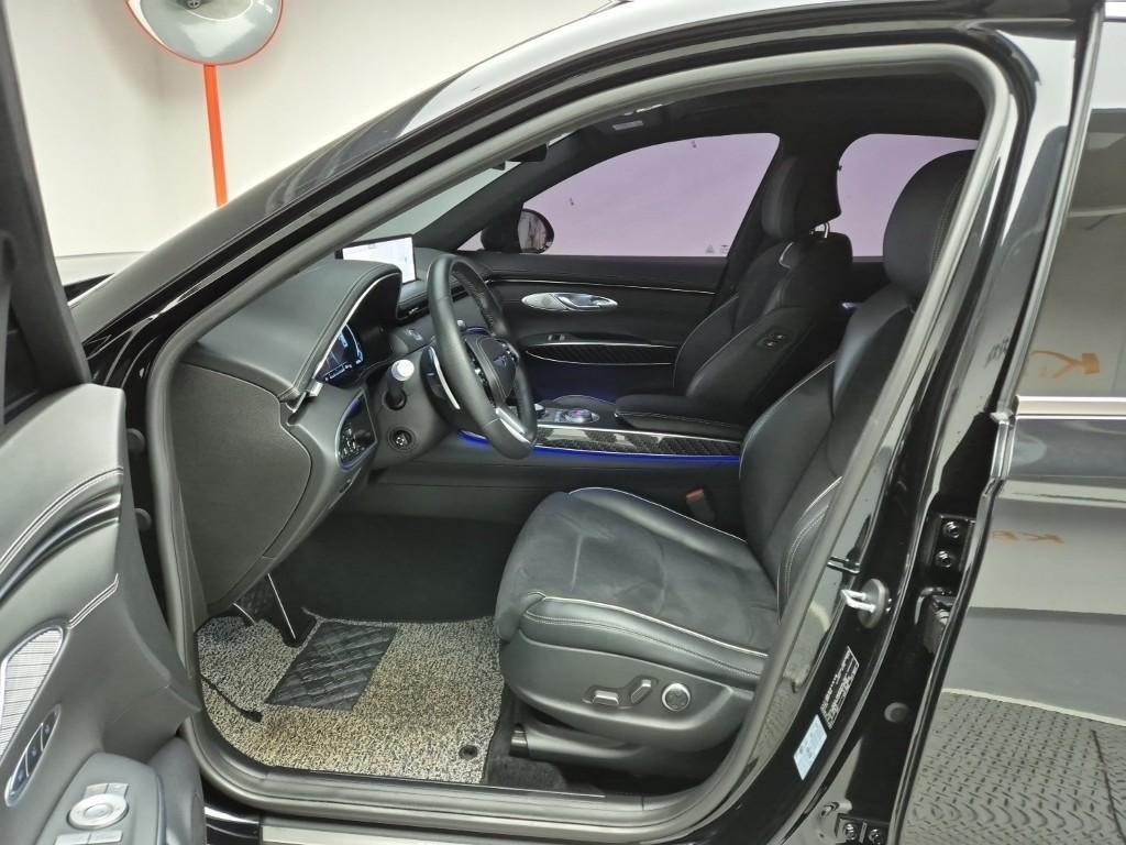 Genesis GV70 - Vista 11