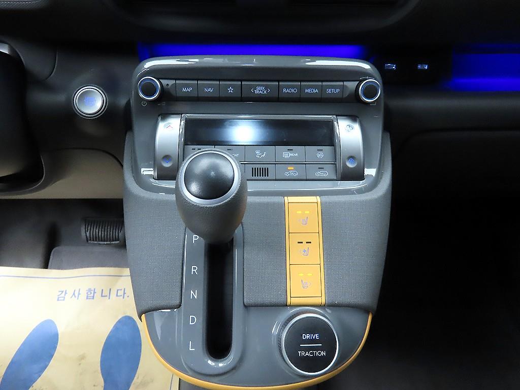 HYUNDAI Casper - Vista 10