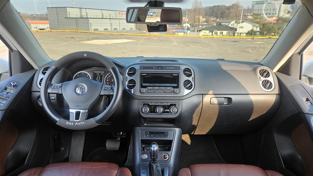 Volkswagen Tiguan - Vista 7