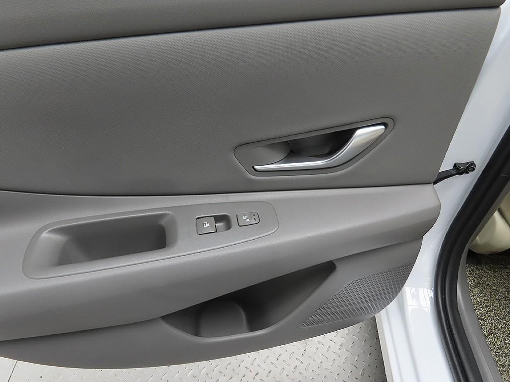 HYUNDAI Avante 2025 Blanco - Importación desde Corea - HF Imports Iquique - Foto 8