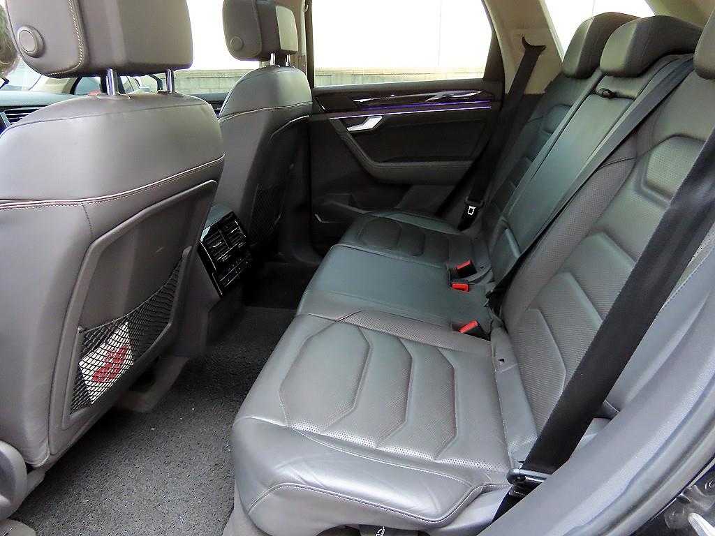 Volkswagen Touareg - Vista 6